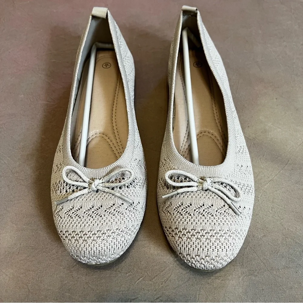 NIB Women’s Ballet Flats, Stretchy, Foldable, Beige Knit, Sz 9 - Picture 6 of 9